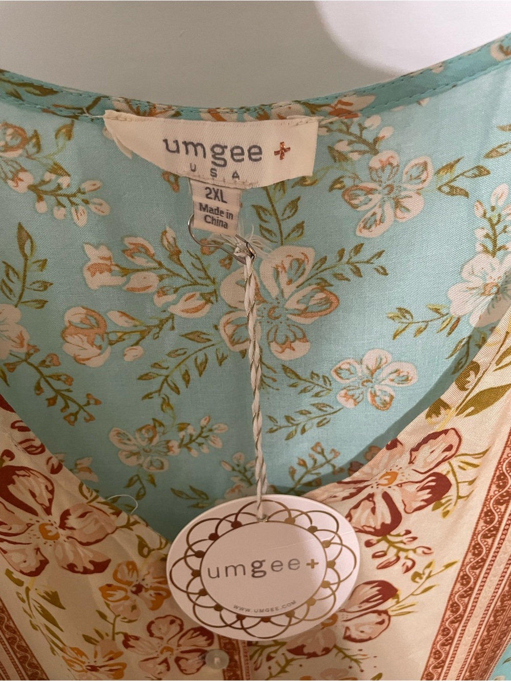 Umgee Mint Green Floral Boho Blouse with Cream and Rust Accents - Picture 3 of 3